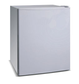 China Kleiner Tischplatte-Speisekammer-Kühlschrank 70L, silberner Minikühlschrank mit Gefrierschrank fournisseur